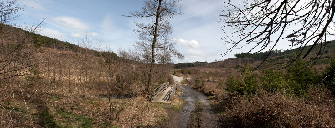 Malerische Furt im Tal der Gebke